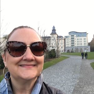 Meet your Posher, Kathy